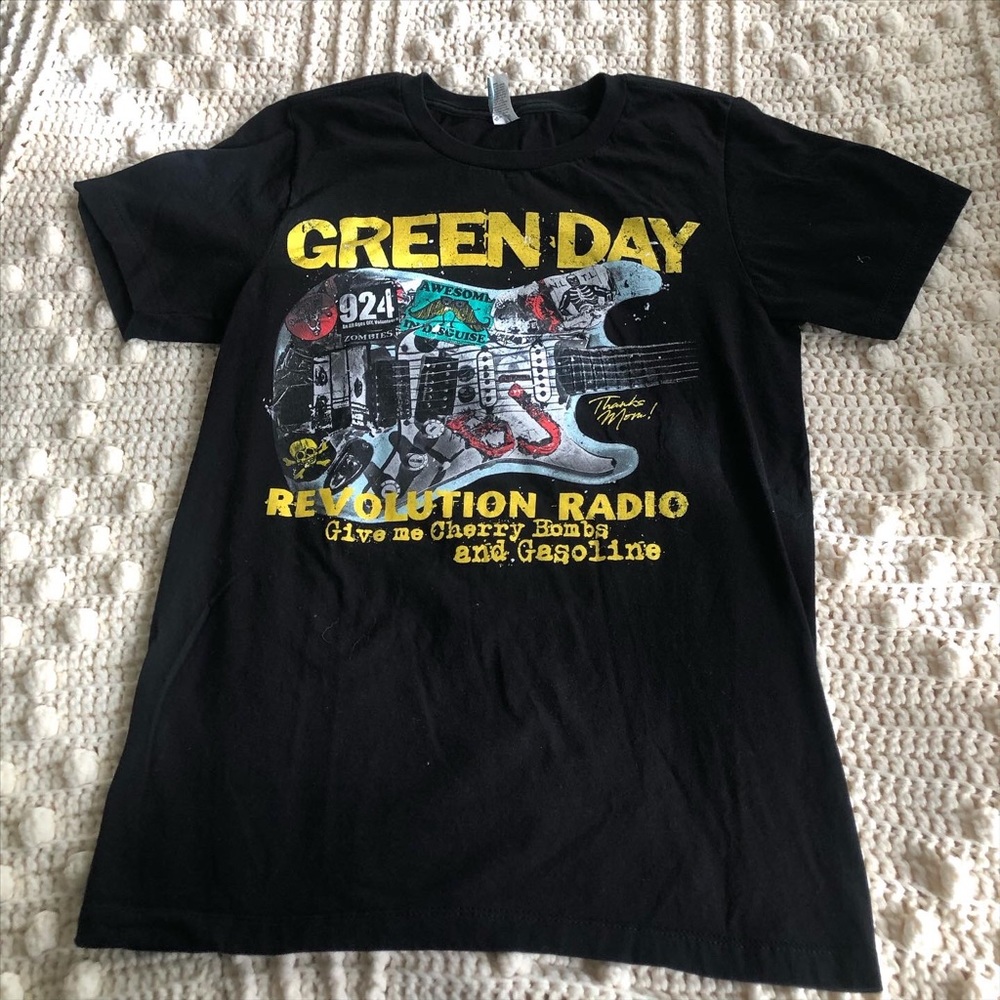Green Day graphic t shirt